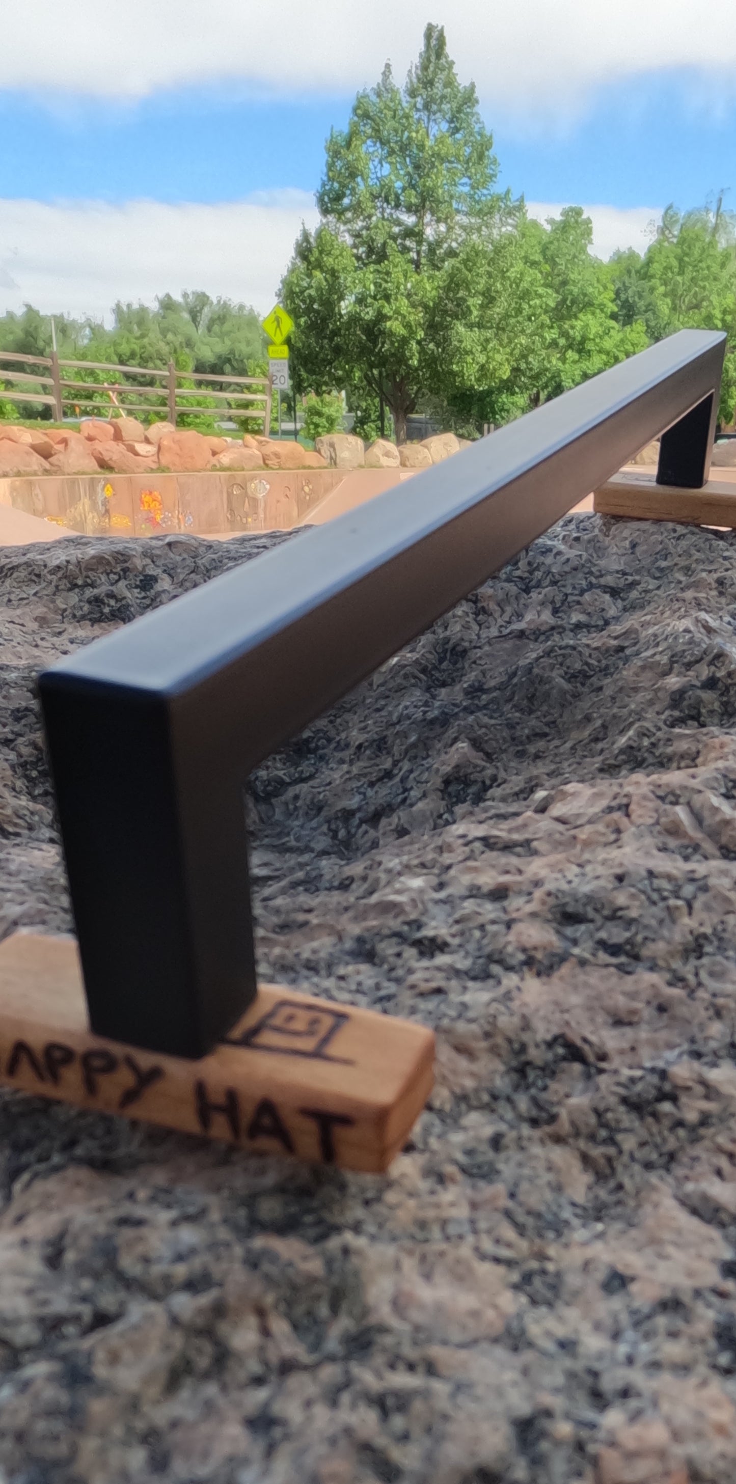 10" Metal Square Rail